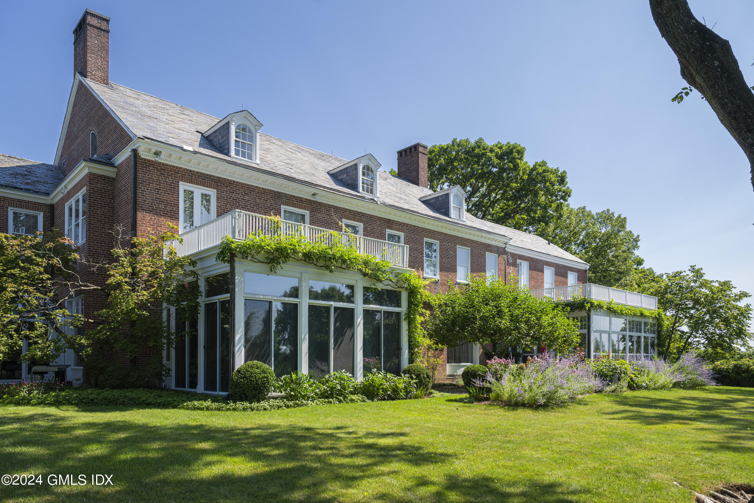 Property for Sale at 10 Cliffdale Road, Greenwich, Connecticut - Bedrooms: 8 
Bathrooms: 8.5  - $35,000,000