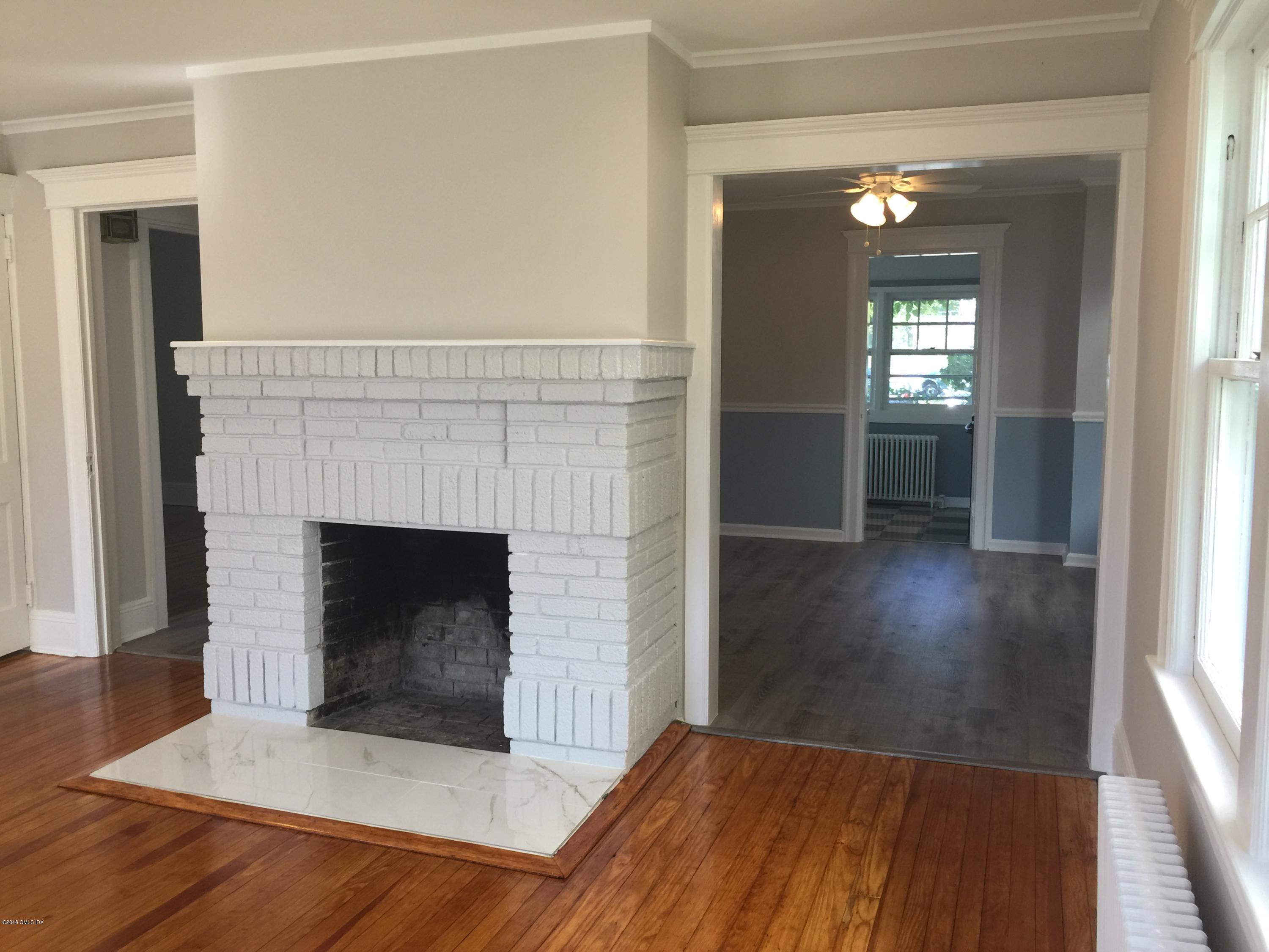 Old Greenwich, Connecticut 06870, United States, 2 Bedrooms Bedrooms, ,1 BathroomBathrooms,Residential,Active,164432