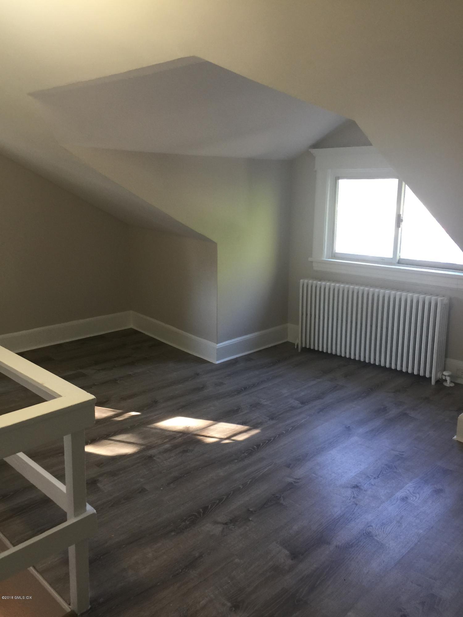 Old Greenwich, Connecticut 06870, United States, 2 Bedrooms Bedrooms, ,1 BathroomBathrooms,Residential,Active,164432