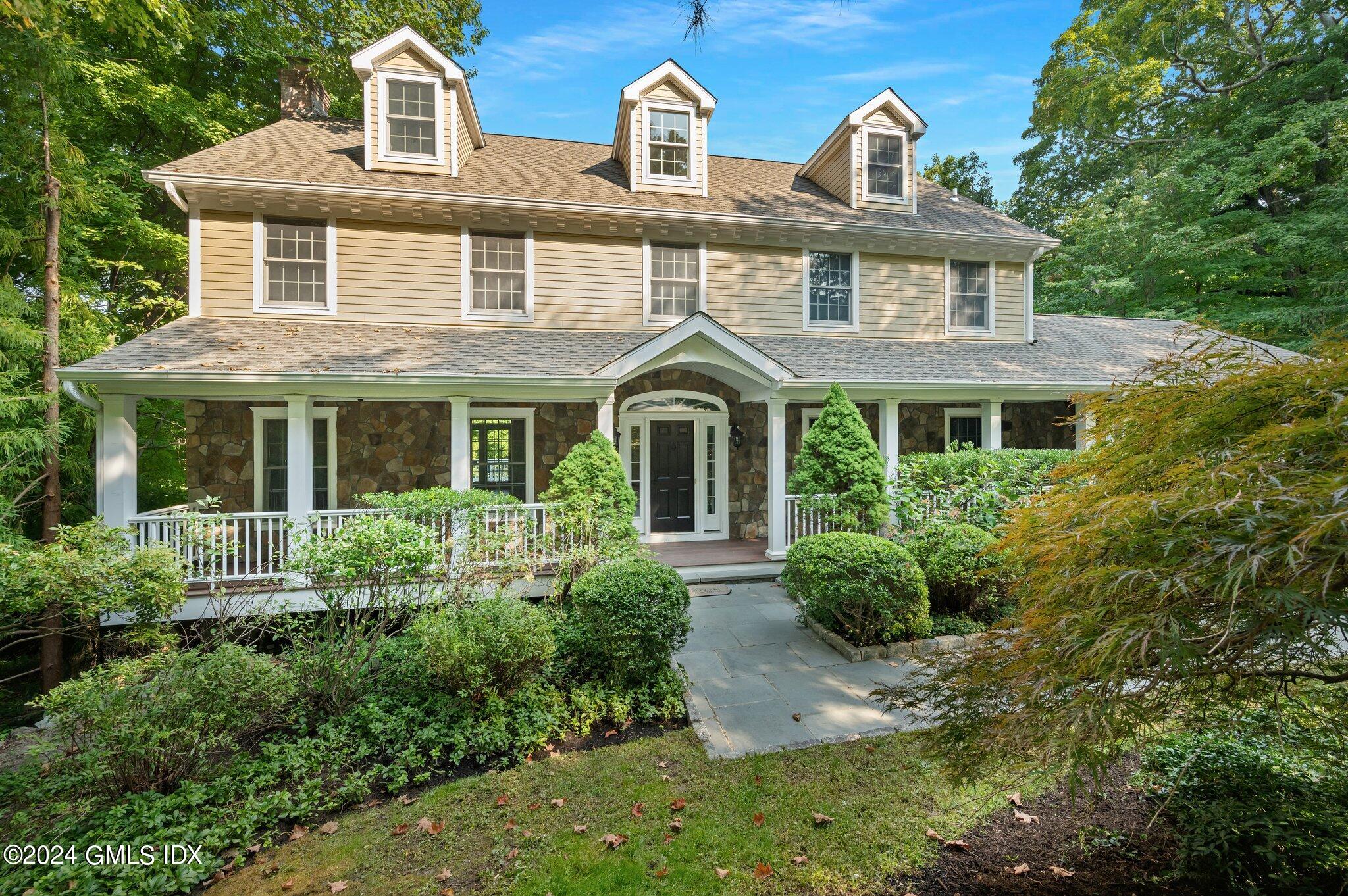 12 Hickory Drive, Greenwich, Connecticut - 6 Bedrooms  
5 Bathrooms - 