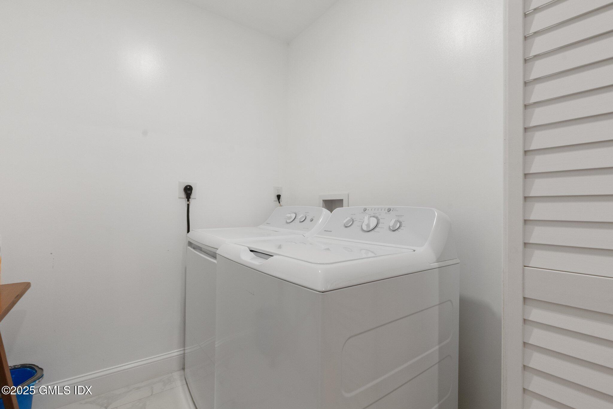 Stamford, Connecticut 06906, United States, ,Residential,Active,225509