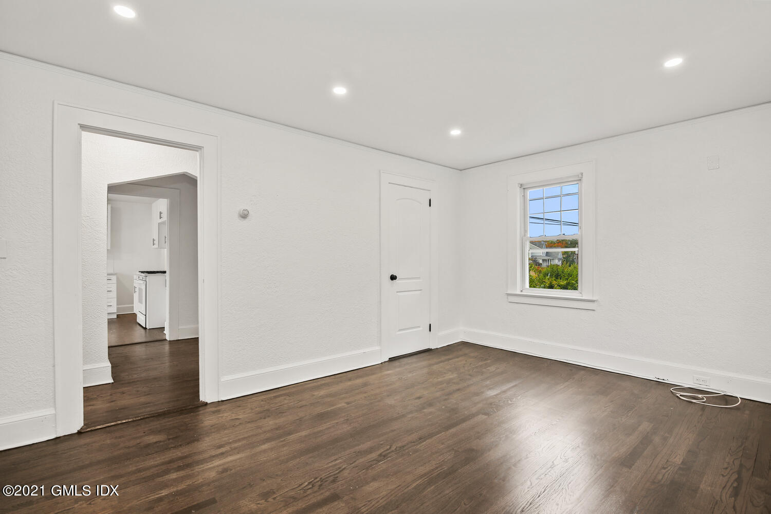 Cos Cob, Connecticut 06807, United States, 3 Bedrooms Bedrooms, ,1 BathroomBathrooms,Residential,Active,139018