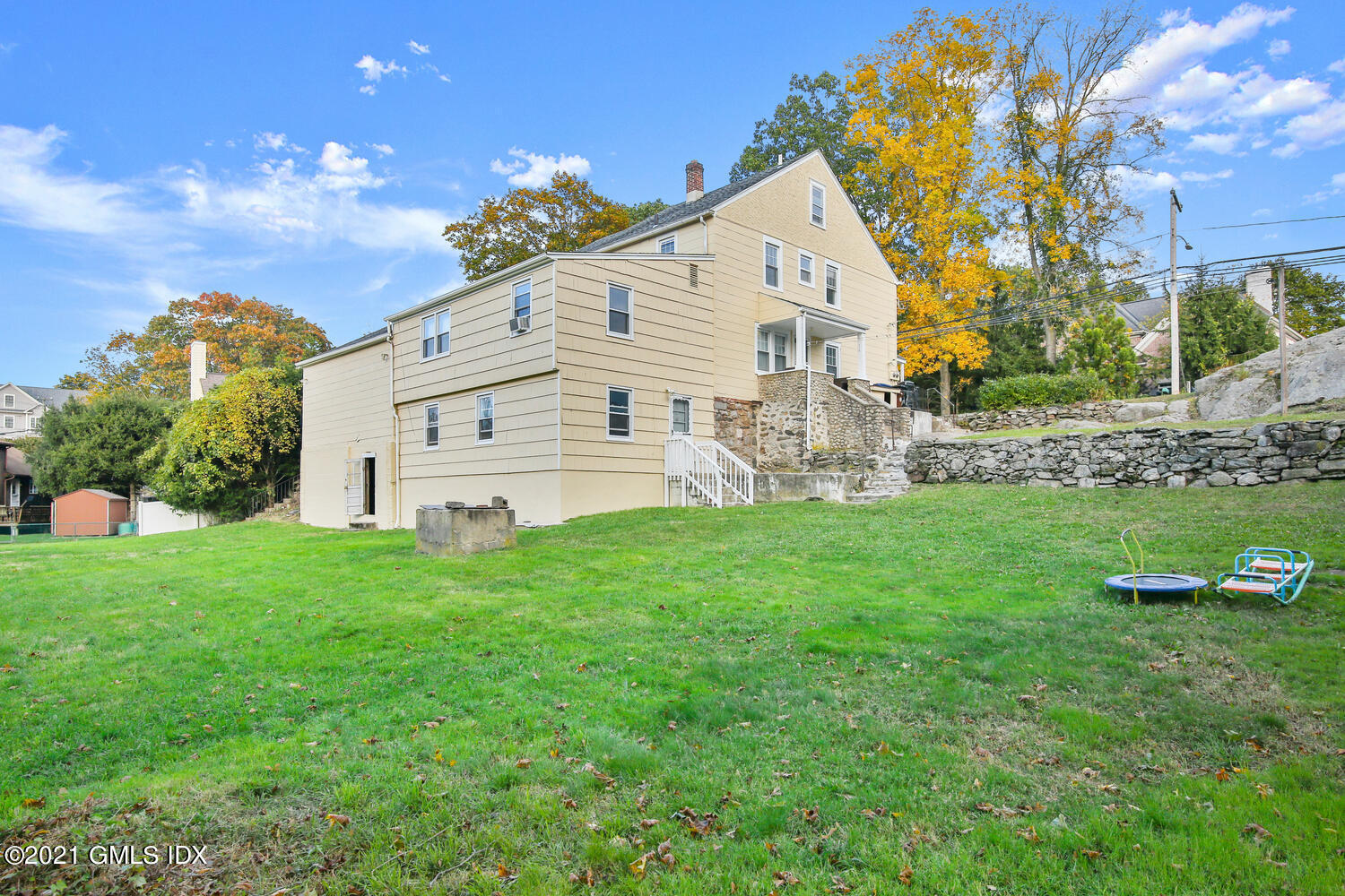 Cos Cob, Connecticut 06807, United States, 3 Bedrooms Bedrooms, ,1 BathroomBathrooms,Residential,Active,139018