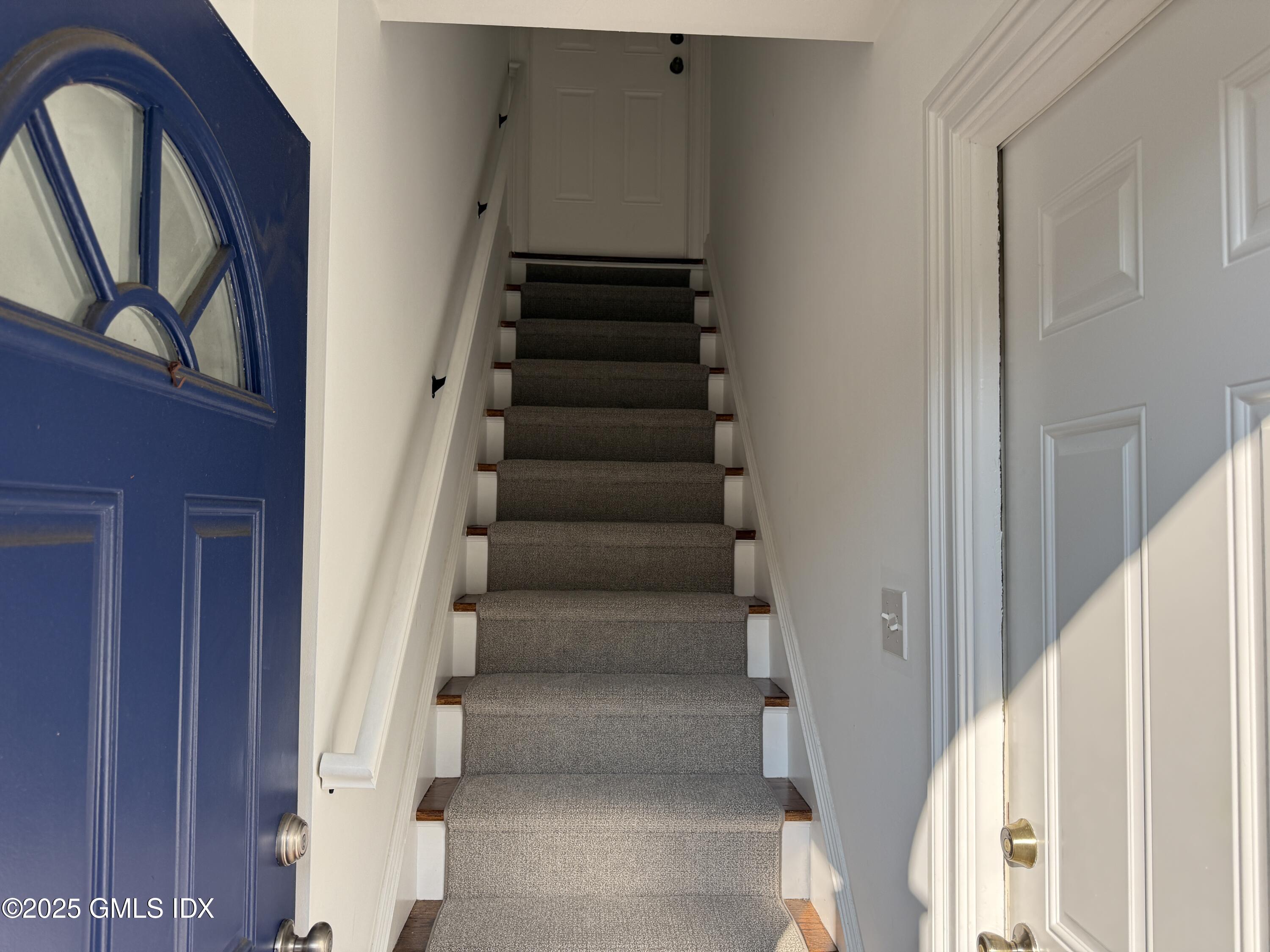 Greenwich, Connecticut 06831, United States, 2 Bedrooms Bedrooms, ,1 BathroomBathrooms,Residential,Active,215774