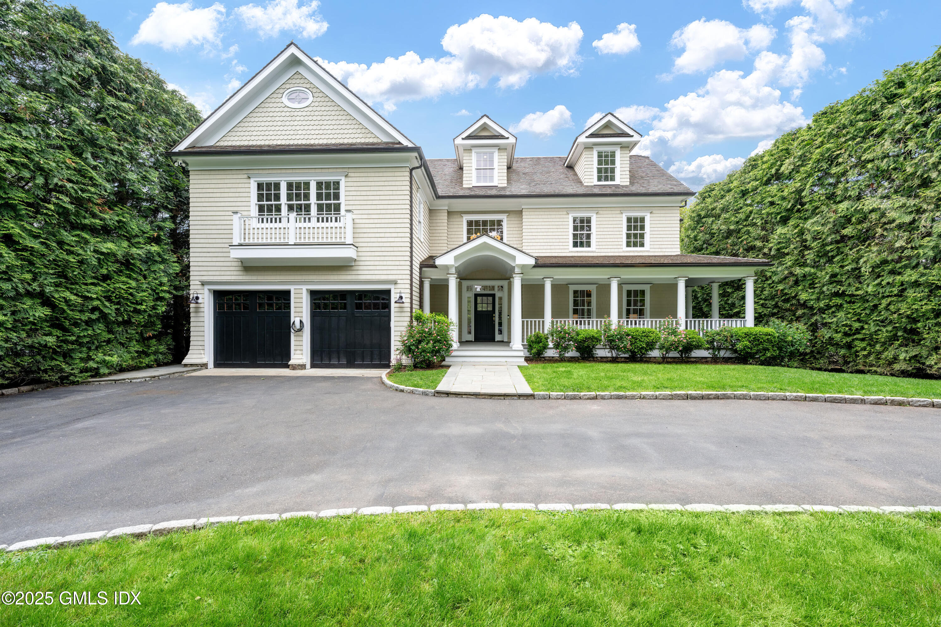 52 Breezemont Avenue, Riverside, Connecticut - 6 Bedrooms  
7 Bathrooms - 