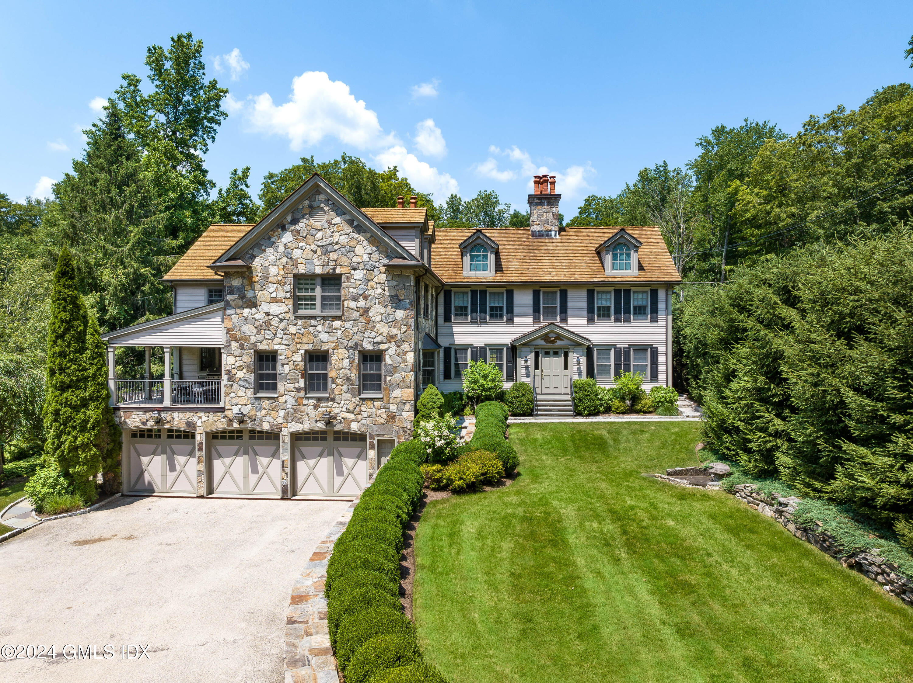 Property for Sale at 900 Lake Avenue, Greenwich, Connecticut - Bedrooms: 5 
Bathrooms: 6  - $3,550,000