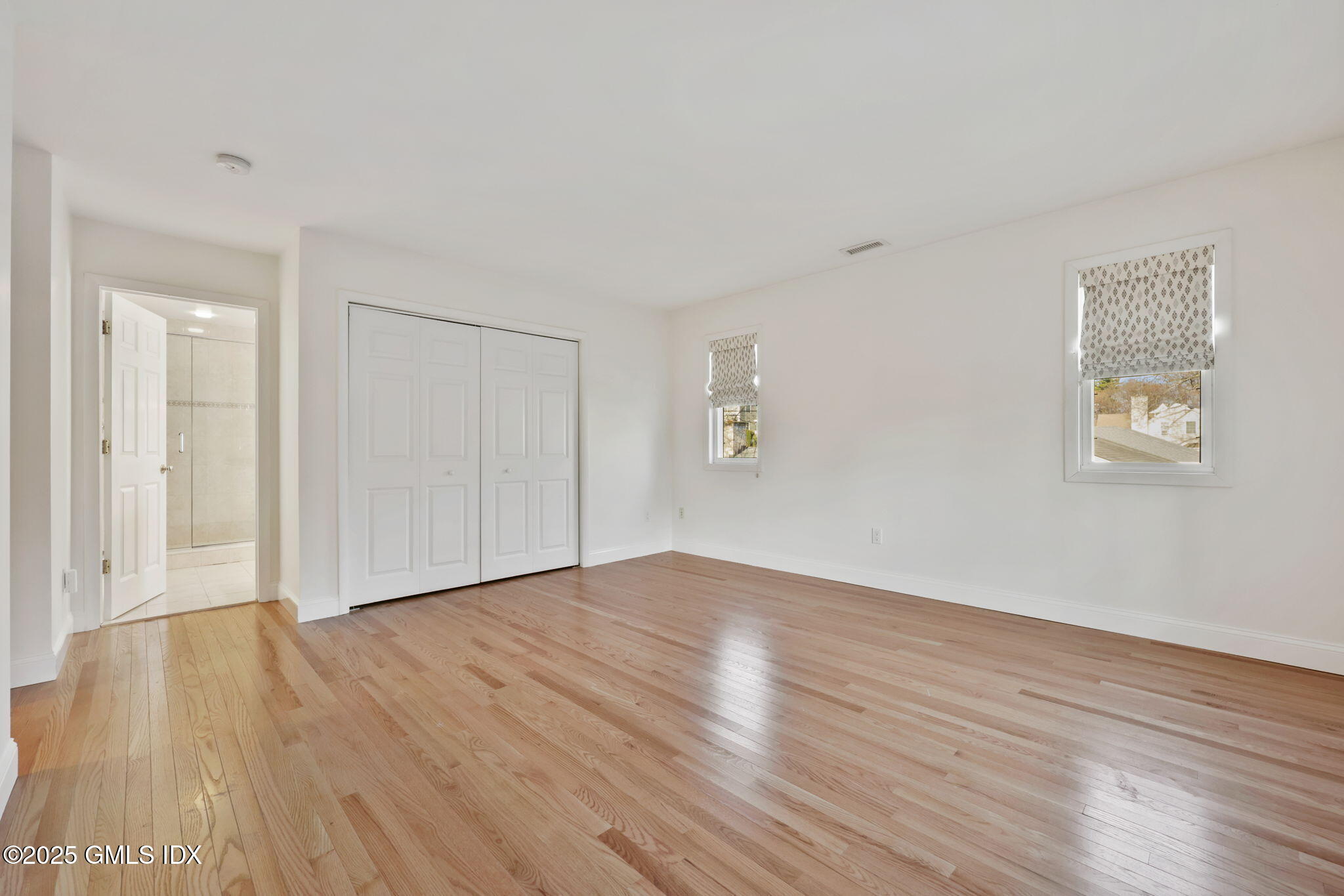 Old Greenwich, Connecticut 06870, United States, 4 Bedrooms Bedrooms, ,4 BathroomsBathrooms,Residential,Active,252810