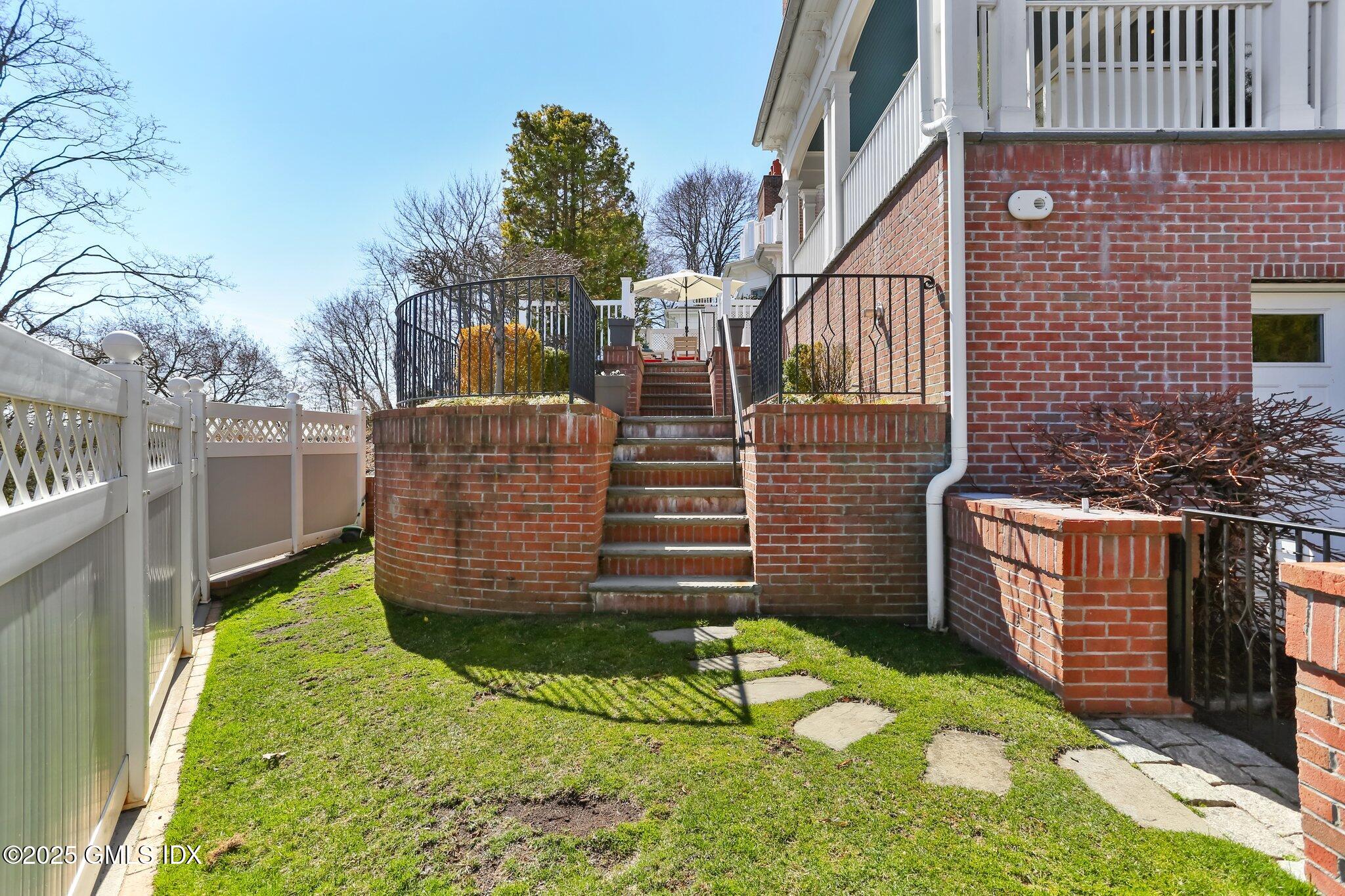 Cos Cob, Connecticut 06807, United States, 3 Bedrooms Bedrooms, ,5 BathroomsBathrooms,Residential,Active,162418