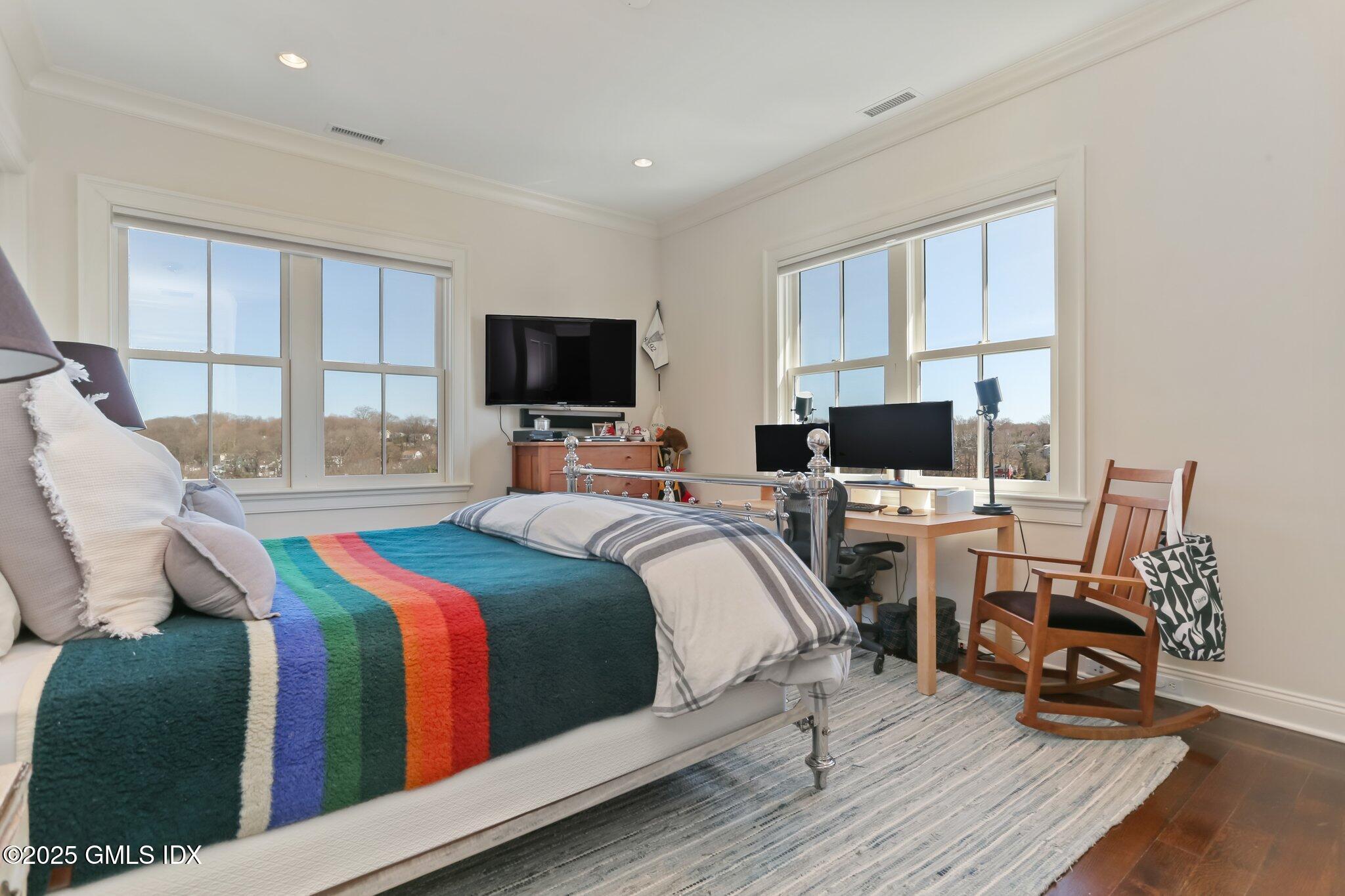 Cos Cob, Connecticut 06807, United States, 3 Bedrooms Bedrooms, ,5 BathroomsBathrooms,Residential,Active,162418