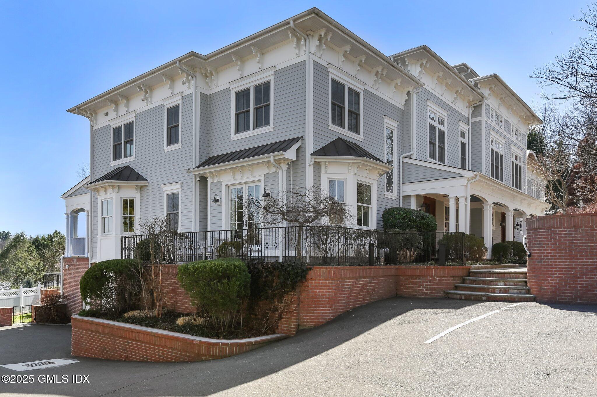 Cos Cob, Connecticut 06807, United States, 3 Bedrooms Bedrooms, ,5 BathroomsBathrooms,Residential,Active,162418