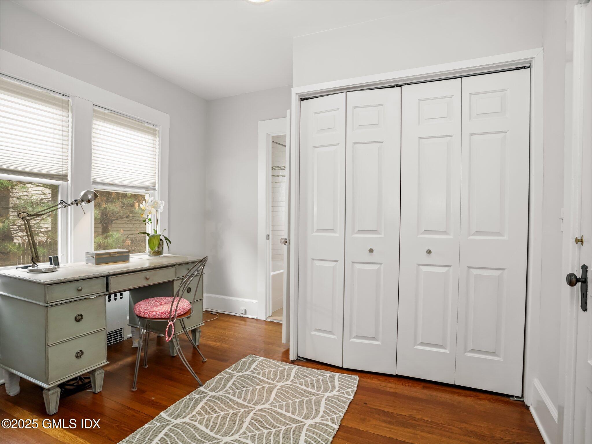 Cos Cob, Connecticut 06807, United States, 3 Bedrooms Bedrooms, ,2 BathroomsBathrooms,Residential,Pending,116001