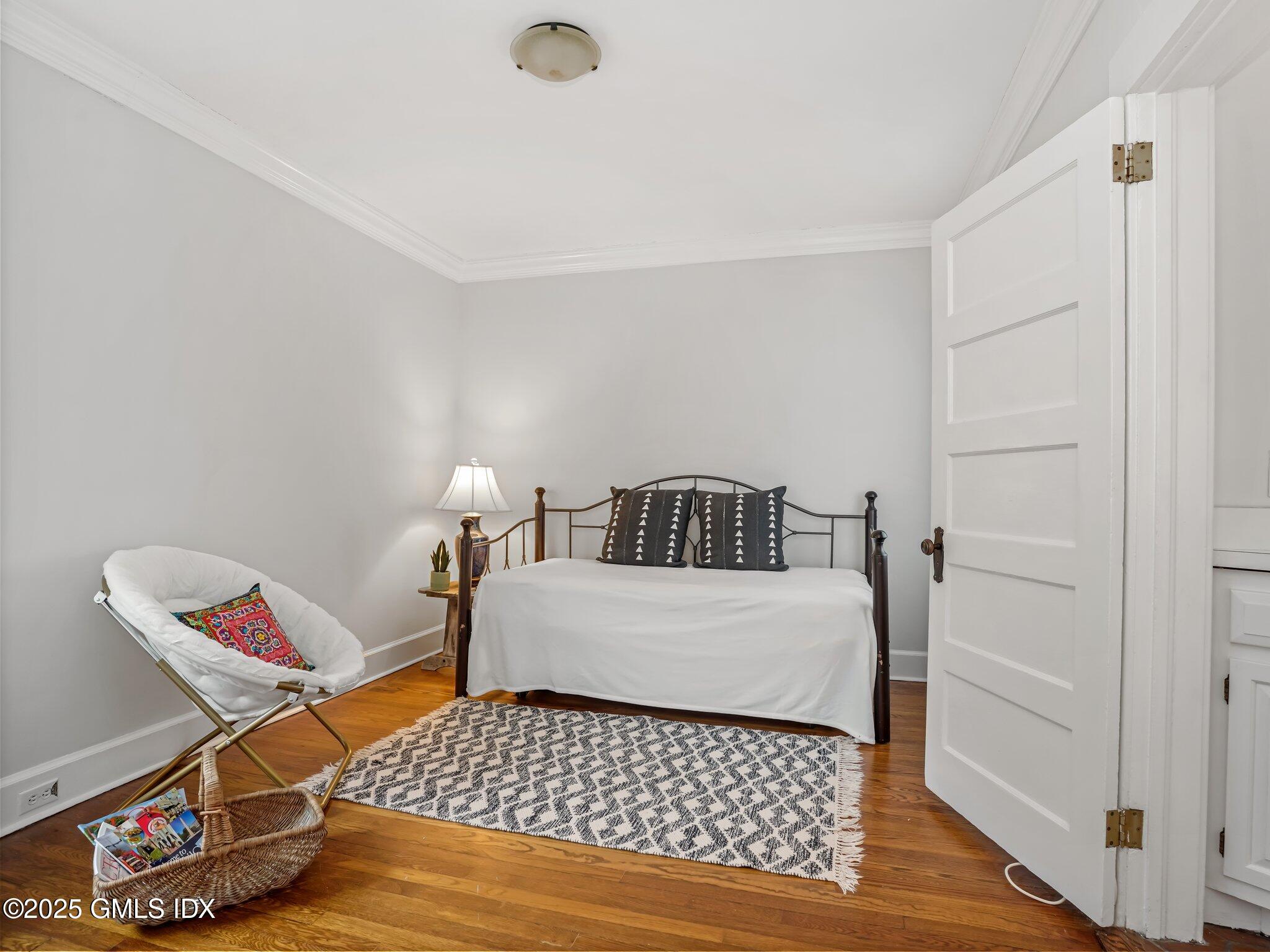 Cos Cob, Connecticut 06807, United States, 3 Bedrooms Bedrooms, ,2 BathroomsBathrooms,Residential,Pending,116001