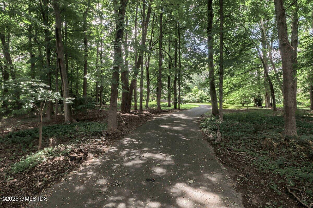 Greenwich, Connecticut 06831, United States, 3 Bedrooms Bedrooms, ,4 BathroomsBathrooms,Residential,Active,224946