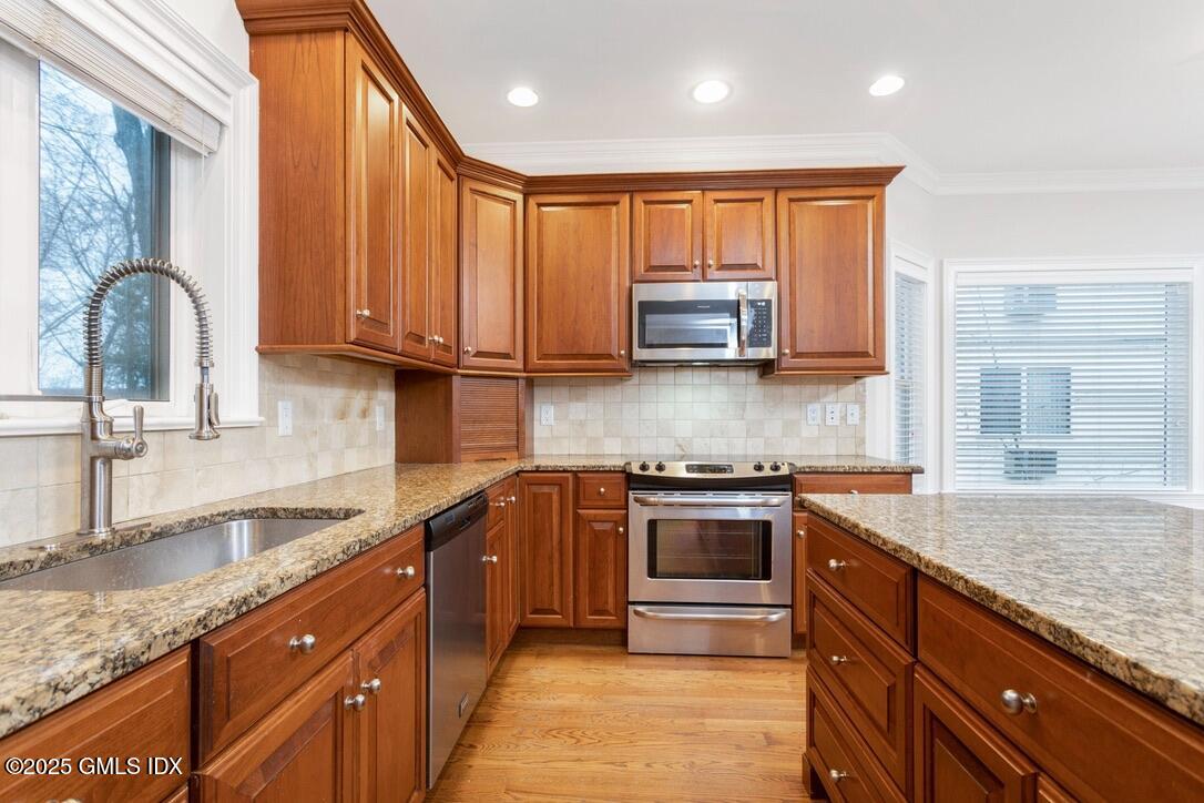 Stamford, Connecticut 06907, United States, ,Residential,Active,199096