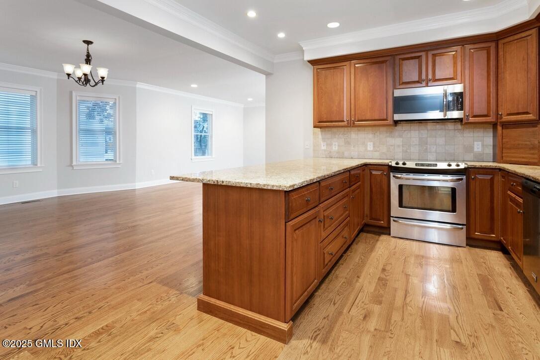 Stamford, Connecticut 06907, United States, ,Residential,Active,199096