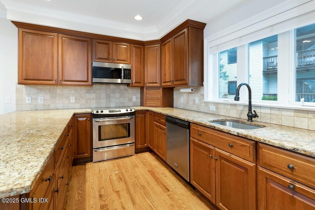 Stamford, Connecticut 06907, United States, ,Residential,Active,199096