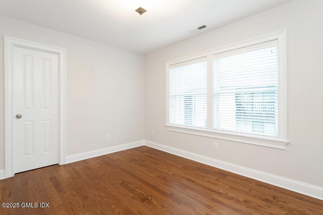 Stamford, Connecticut 06907, United States, ,Residential,Active,199096