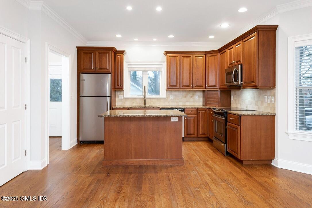 Stamford, Connecticut 06907, United States, ,Residential,Active,199096