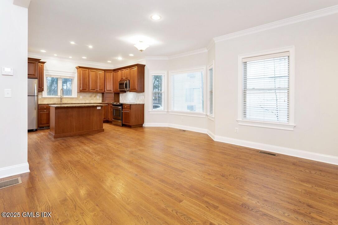 Stamford, Connecticut 06907, United States, ,Residential,Active,199096