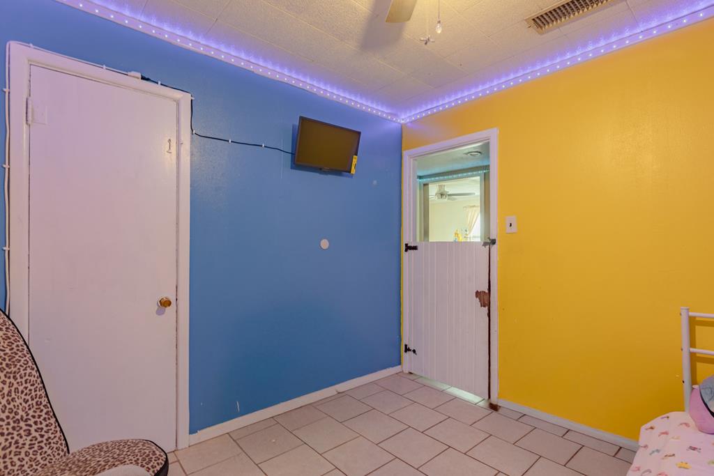 1304 Lynn Ave, Midland, Texas image 17