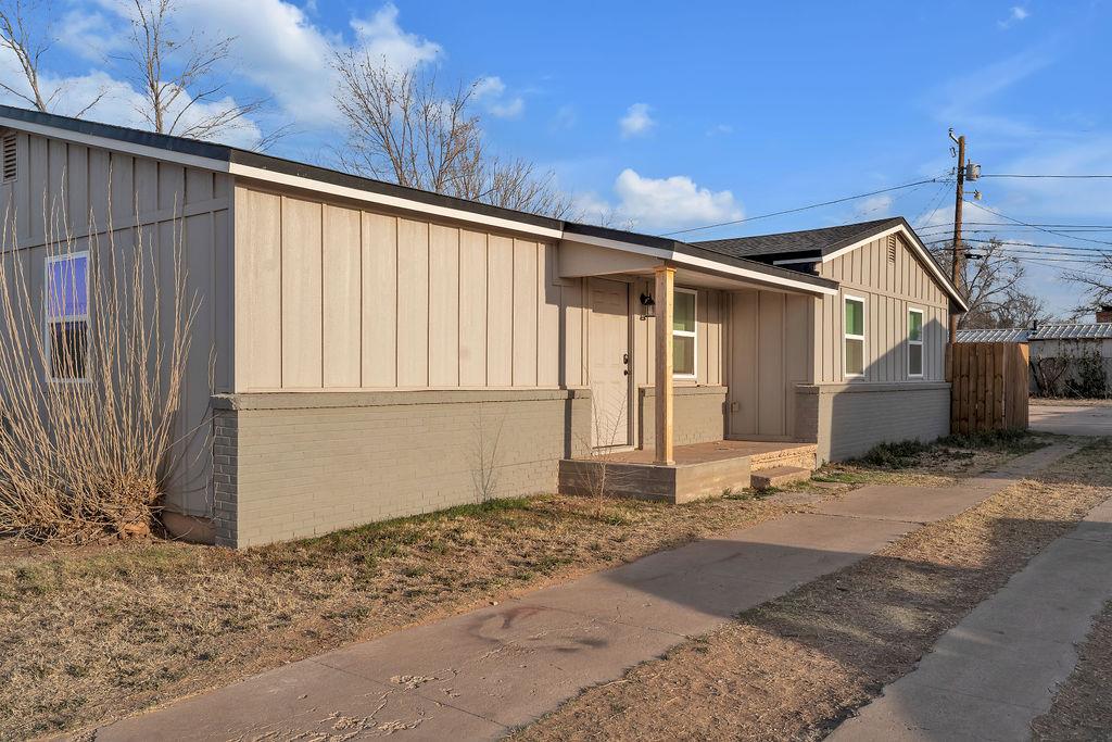 1516 Wood St, Big Spring, Texas image 1