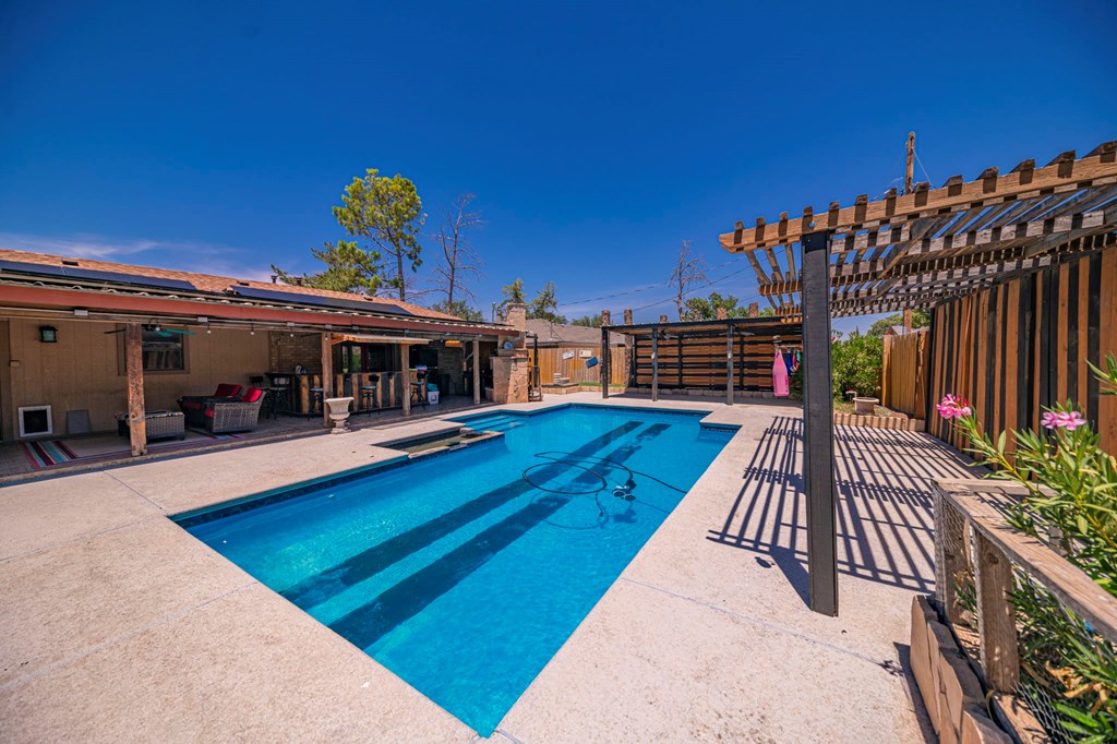 2827 Moss Ave, Midland, Texas image 33