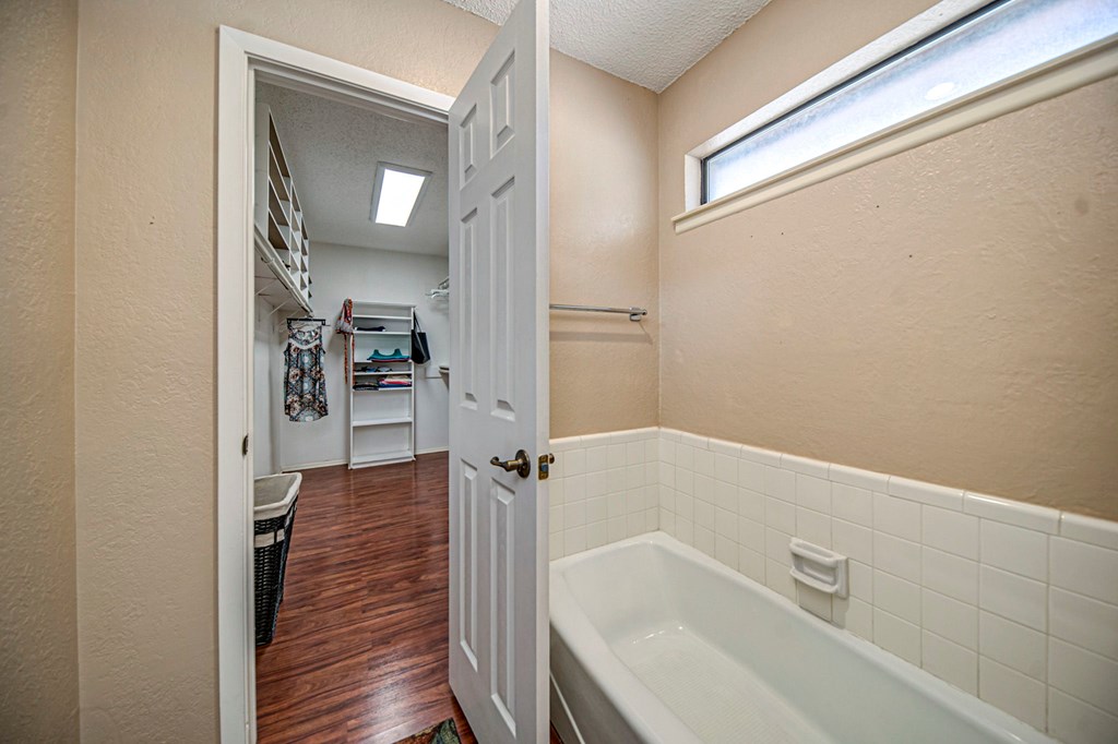 2827 Moss Ave, Midland, Texas image 24