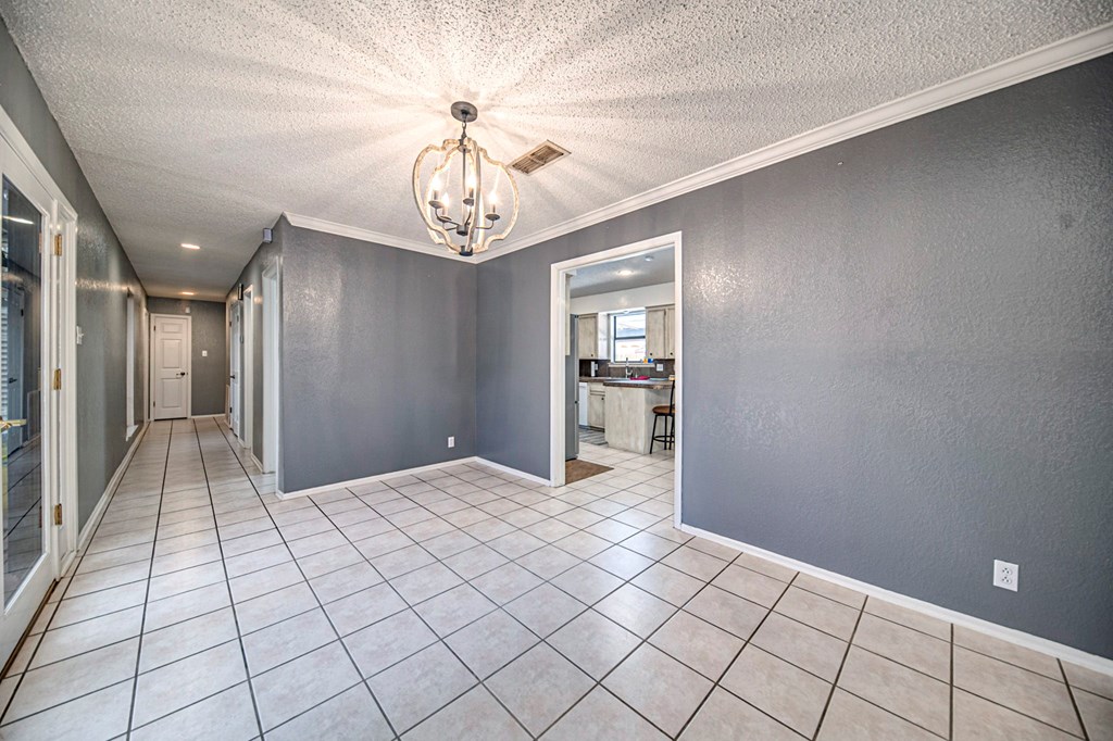 2827 Moss Ave, Midland, Texas image 7