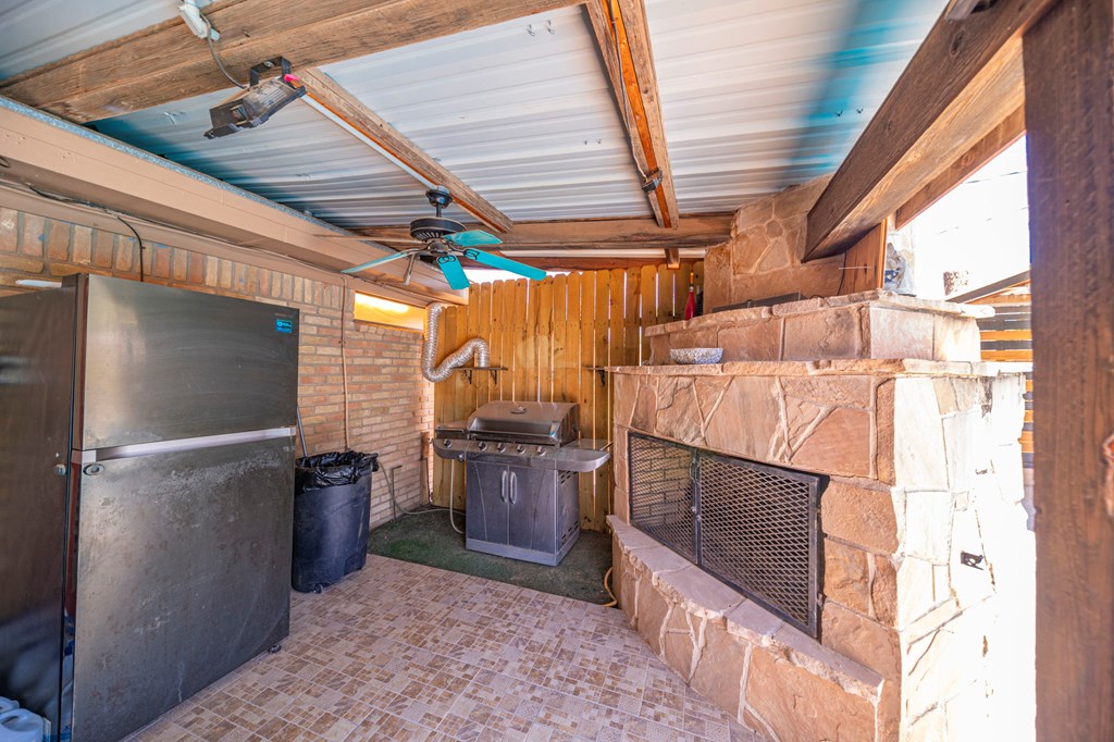 2827 Moss Ave, Midland, Texas image 29