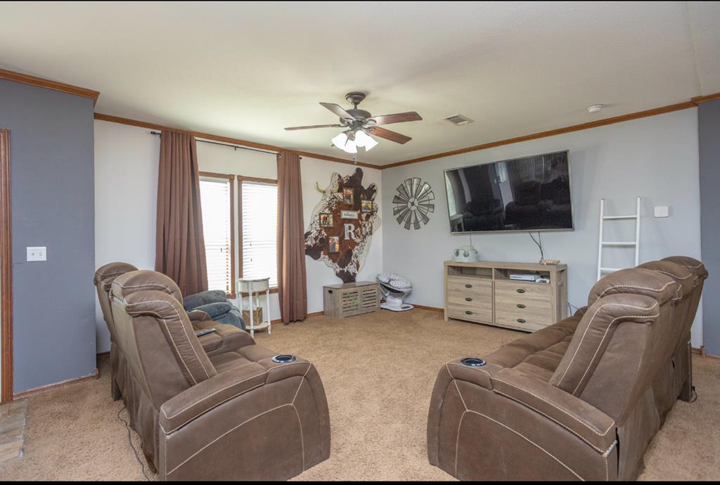 5565 E Poppy Dr, Gardendale, Texas image 9