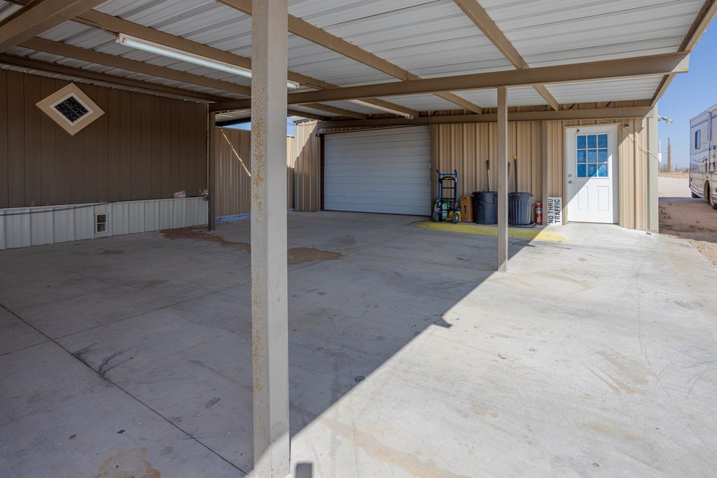 5565 E Poppy Dr, Gardendale, Texas image 24