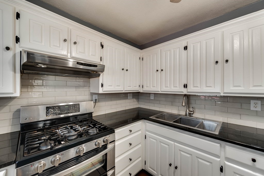 805 Summer Ave, Odessa, Texas image 4