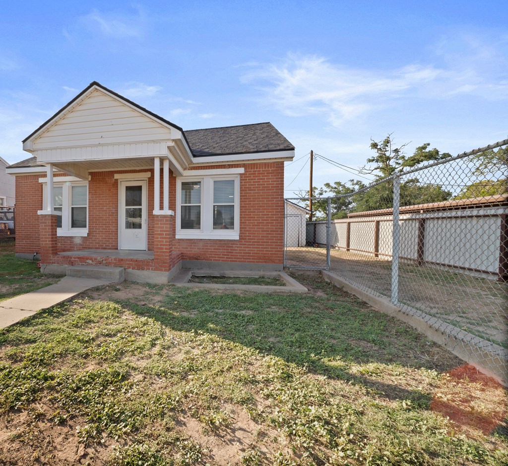 709 E 14th St, Big Spring, Texas image 18