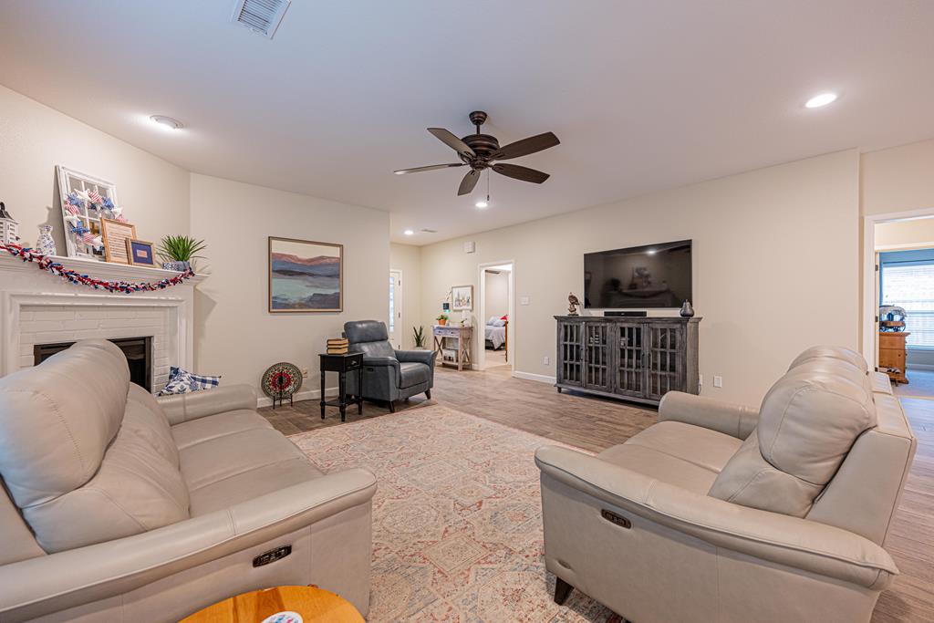 1305 Logan Creek, Midland, Texas image 5