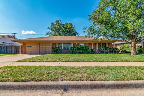 Homes For Sale - 3232 Cimmaron Ave<br/> Midland, TX 79707