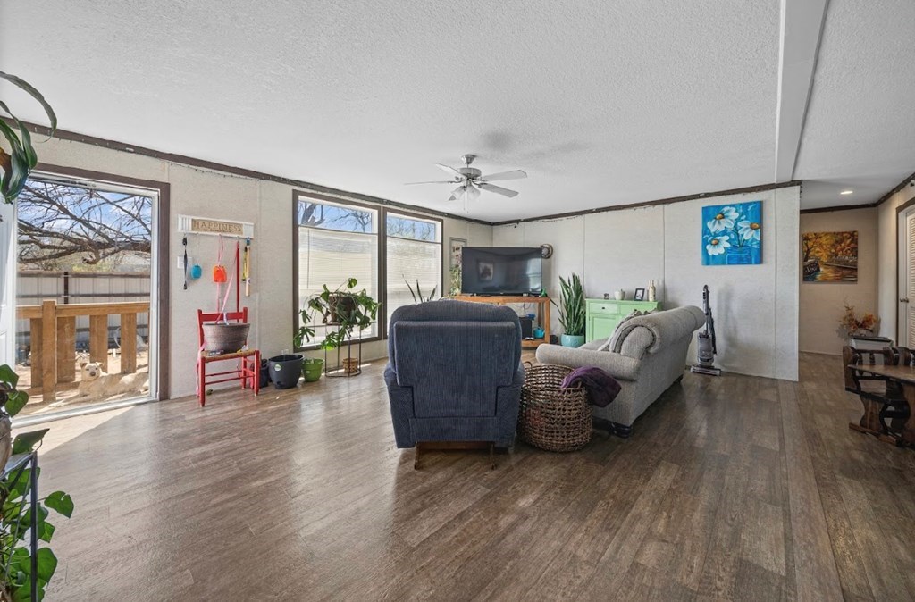 606 San Jacinto St, Big Spring, Texas image 4
