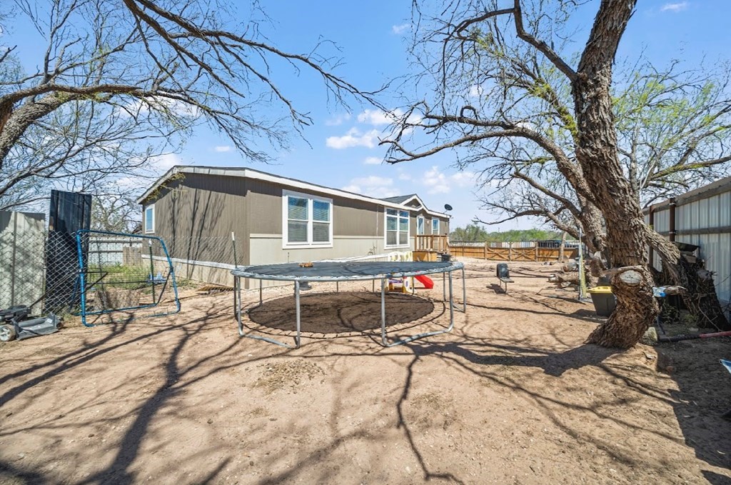 606 San Jacinto St, Big Spring, Texas image 3