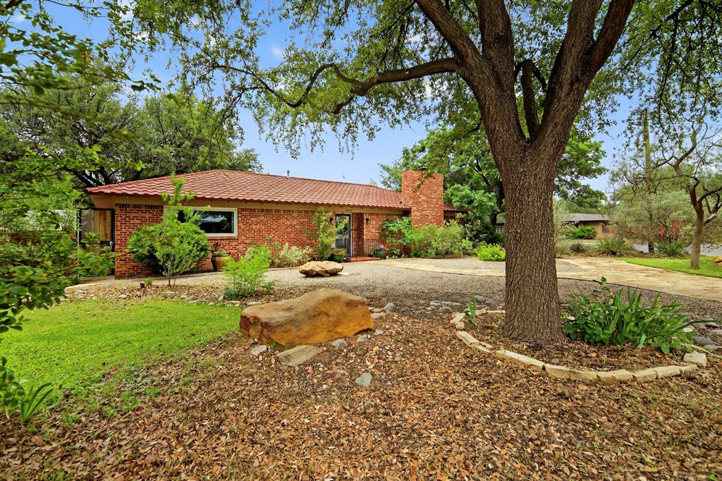 2013 Princeton Ave, Midland, Texas image 5