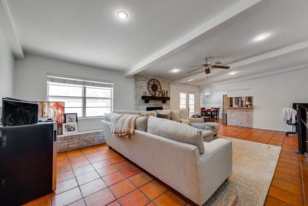 2817 W Shandon Ave, Midland, Texas image 13