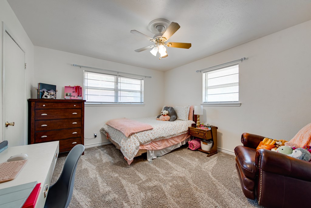 2817 W Shandon Ave, Midland, Texas image 30