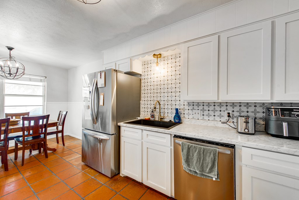 2817 W Shandon Ave, Midland, Texas image 23