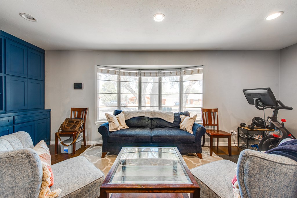 2817 W Shandon Ave, Midland, Texas image 12