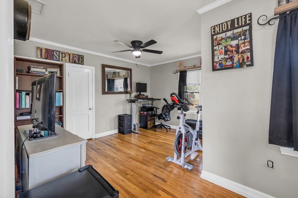 1400 W Tennessee Ave, Midland, Texas image 17