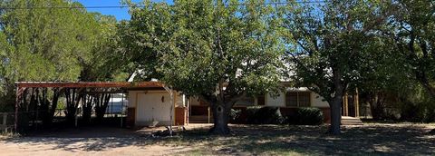 Homes For Sale - 1014 N College Ave<br/> Scurry County, Snyder, TX 79549