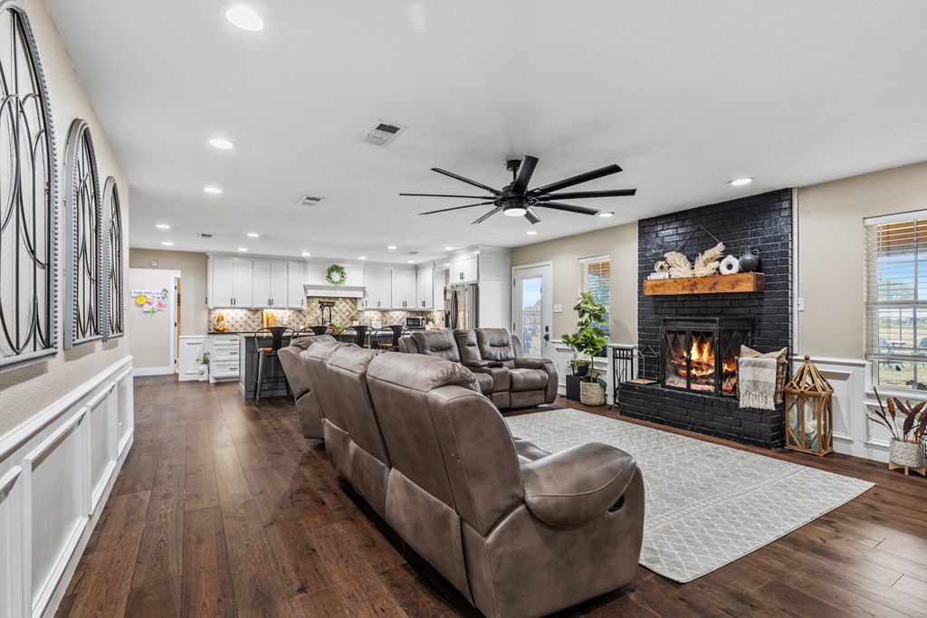 3909 S County Rd 1184, Midland, Texas image 3