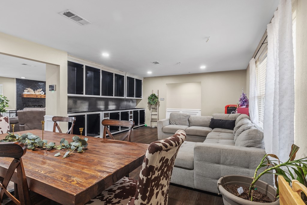 3909 S County Rd 1184, Midland, Texas image 27