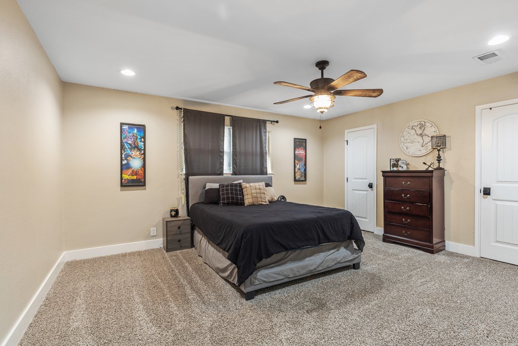 3909 S County Rd 1184, Midland, Texas image 19