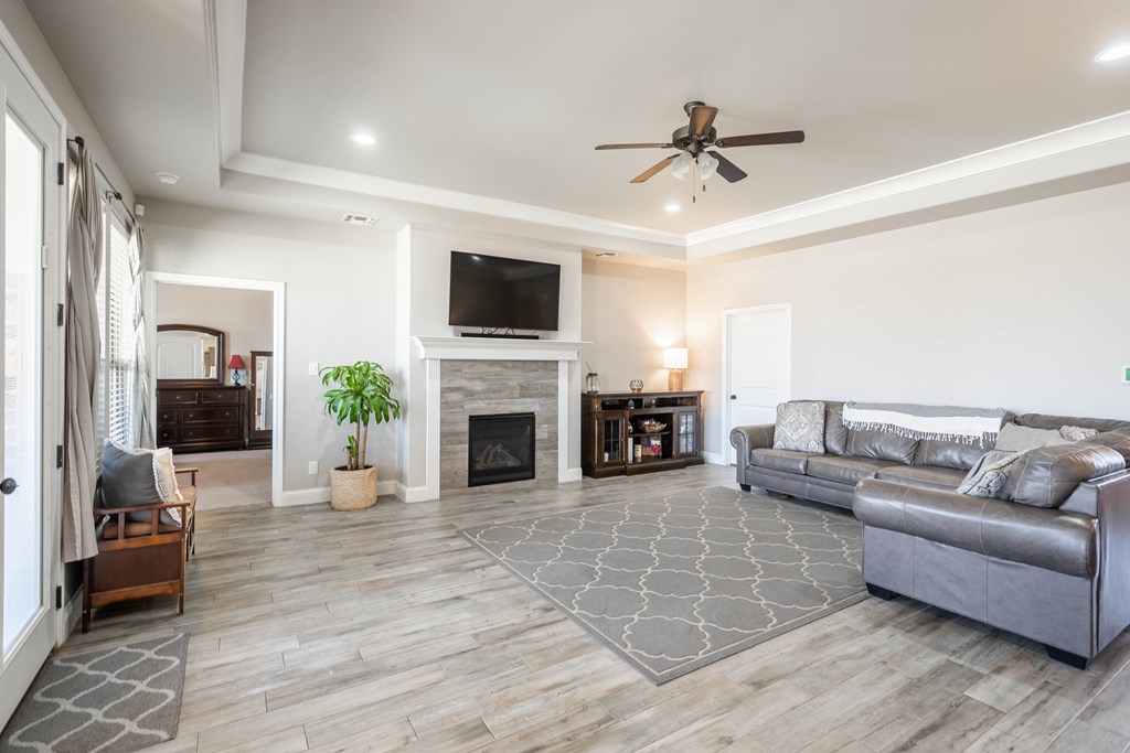 6002 Aurora, Midland, Texas image 7