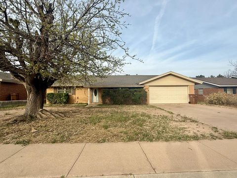 Homes For Sale - 2504 Carol Dr<br/> Big Spring, TX 79720