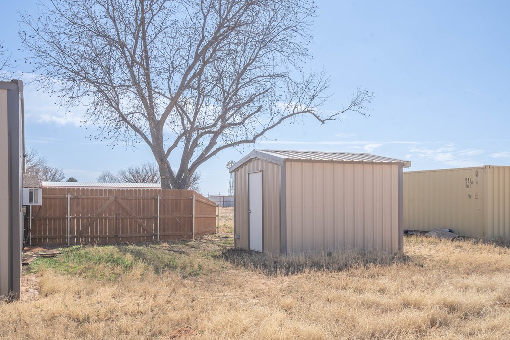 2124 S County Rd 1120, Midland, Texas image 39